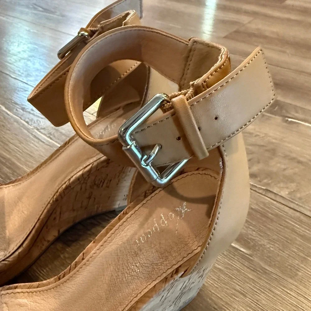 Madden Girl Amora Girls Size 6 Tan Cork Wedge Sandals Ankle Strap Open Toe